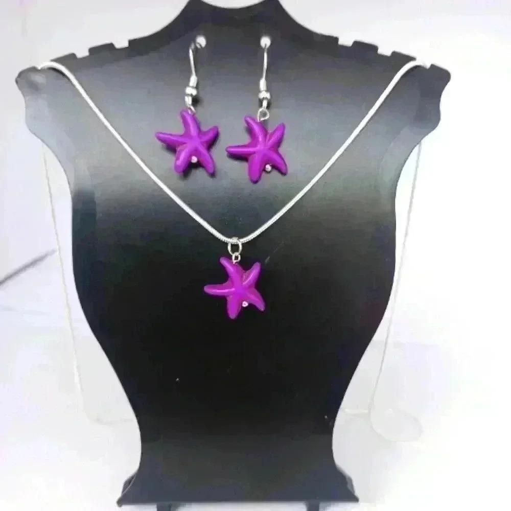 Howlite Turquoise Starfish Necklace and Earrings Set